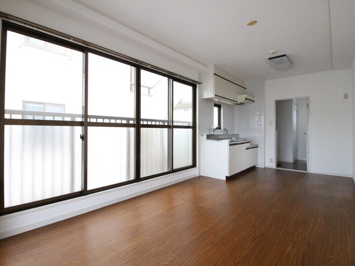 物件内観写真8　(居室)