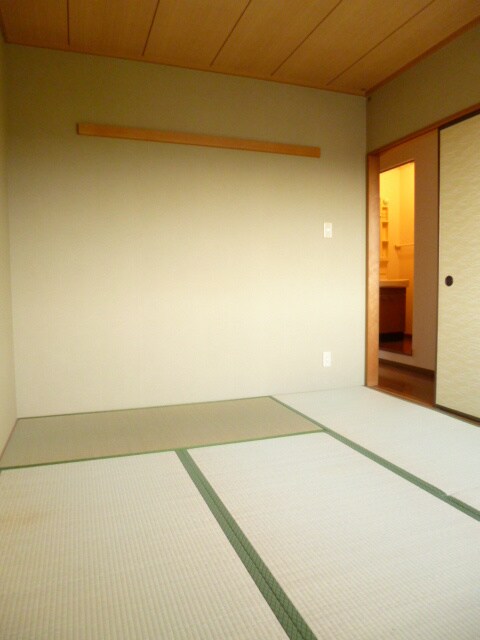 物件内観写真14　(居室)