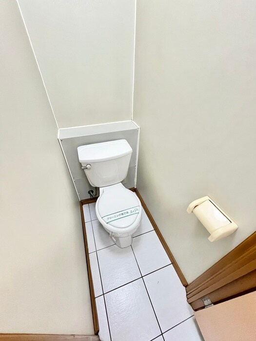 物件内観写真11　(トイレ)