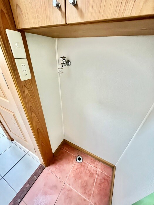 物件内観写真13　(洗濯機置場)