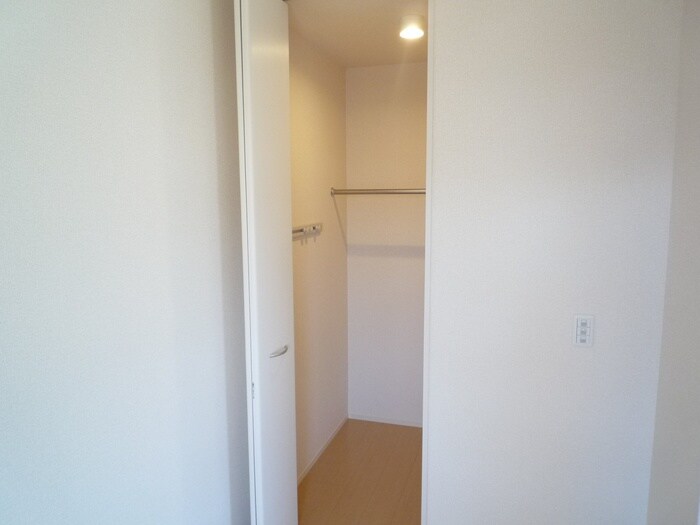 物件内観写真19　(収納)