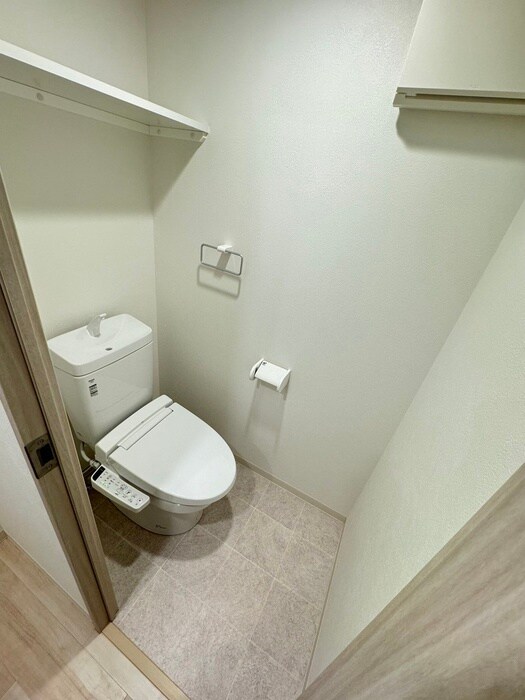 物件内観写真8　(トイレ)