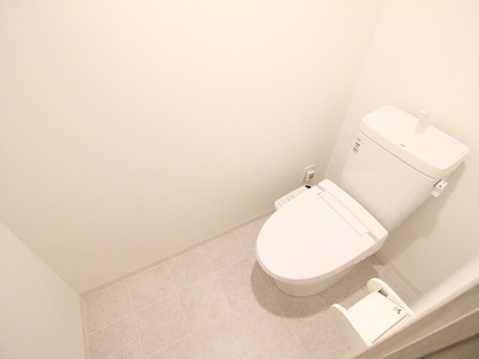 物件内観写真11　(トイレ)