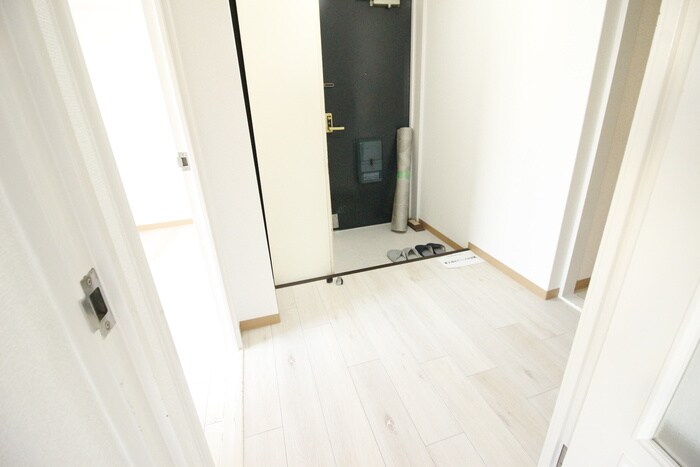 物件内観写真20　(廊下)