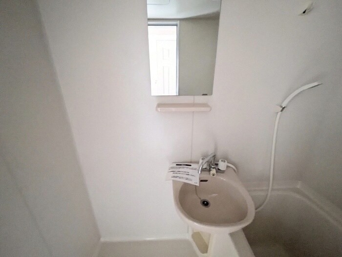 物件内観写真12　(洗面)