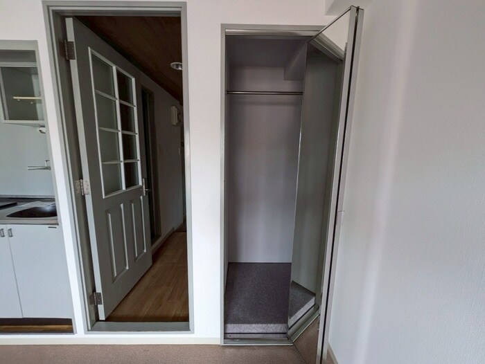 物件内観写真15　(収納)