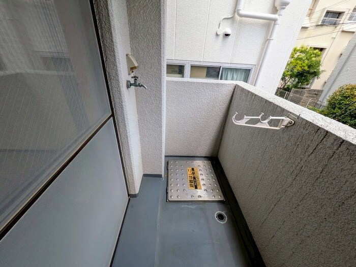 物件内観写真20　(洗濯機置場)