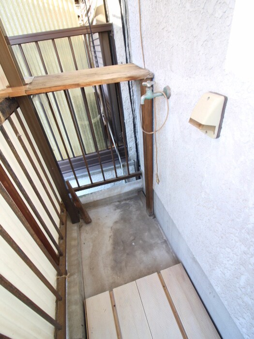 物件内観写真14　(洗濯機置場)