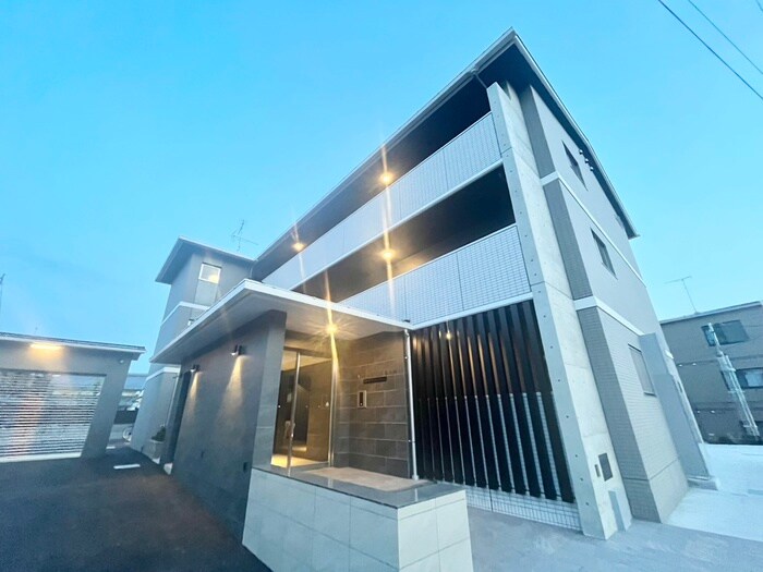 物件外観写真1　(外観写真)