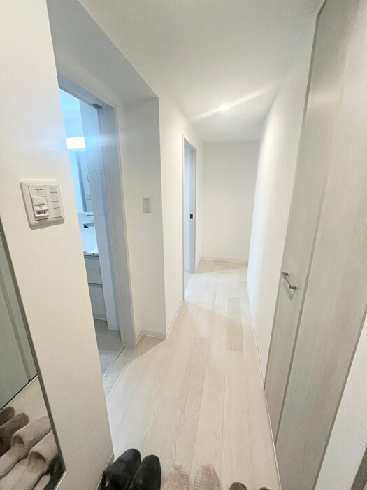 物件内観写真18　(廊下)