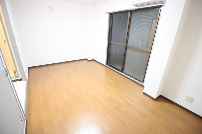 物件内観写真14　(居室)