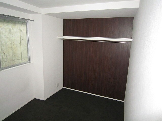 物件内観写真10　(収納)