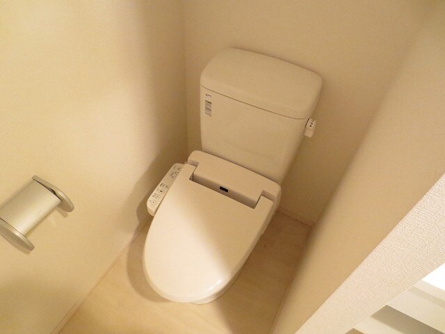 物件内観写真12　(トイレ)