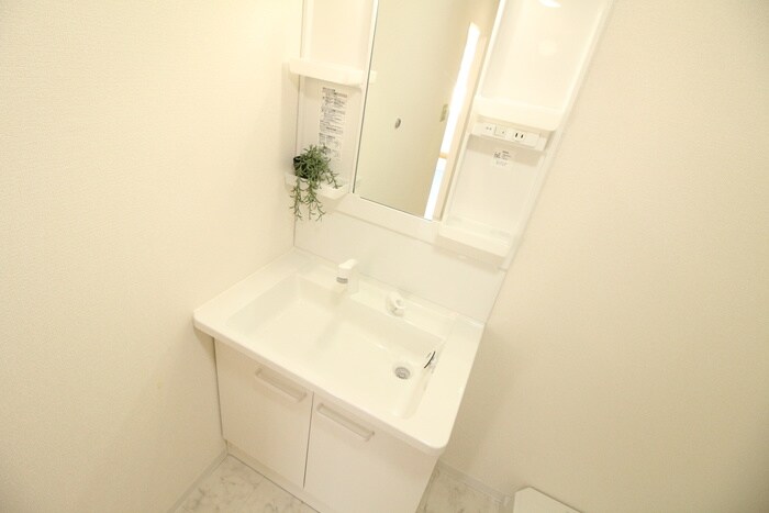 物件内観写真12　(洗面)