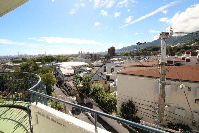 物件内観写真16　(室内からの展望)