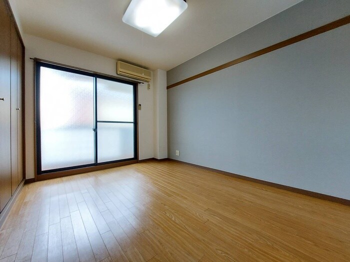 物件内観写真10　(居室)