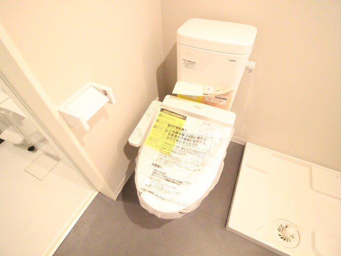 物件内観写真14　(トイレ)