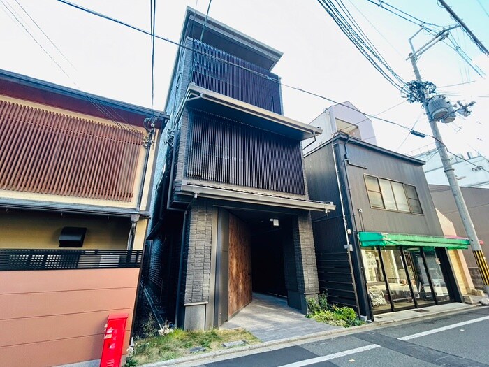 物件外観写真2　(外観写真)