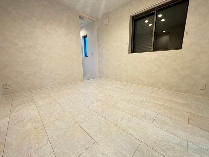 物件内観写真9　(居室)