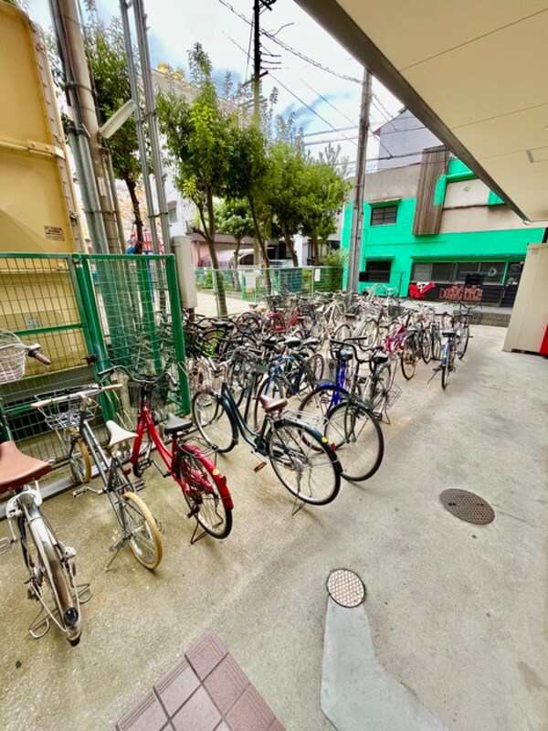 駐輪場