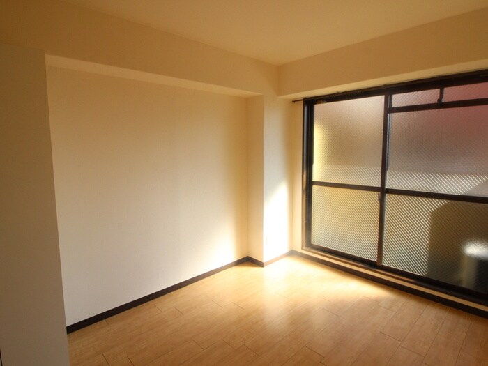 物件内観写真12　(居室)