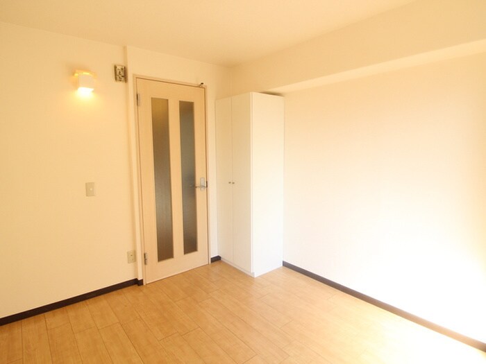 物件内観写真15　(居室)