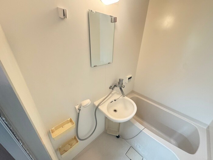 物件内観写真11　(洗面)