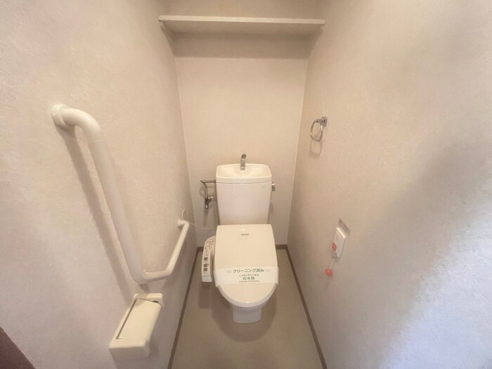 物件内観写真11　(トイレ)