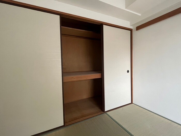 物件内観写真13　(収納)