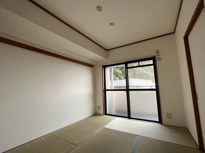 物件内観写真18　(居室)