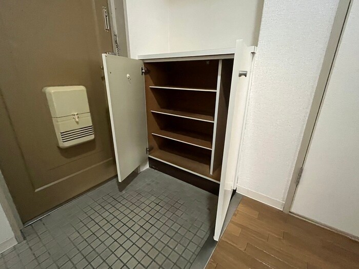 物件内観写真20　(靴箱)
