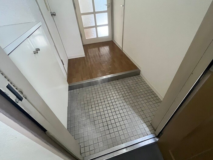 物件内観写真22　(玄関)