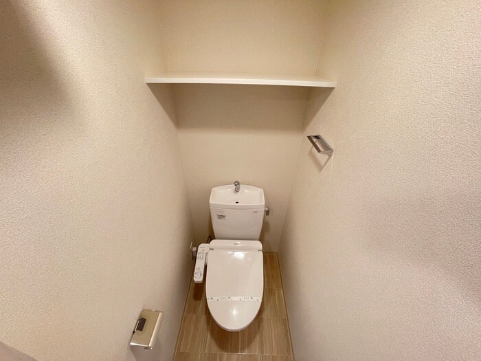 物件内観写真14　(トイレ)