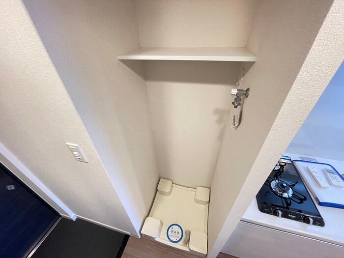 物件内観写真15　(洗濯機置場)