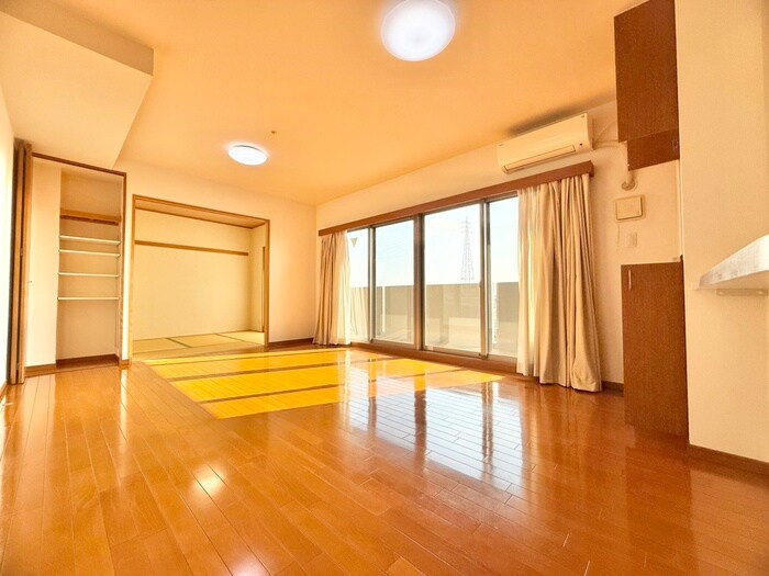 物件内観写真8　(居室)