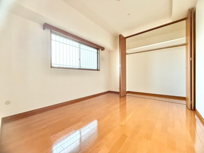 物件内観写真10　(居室)