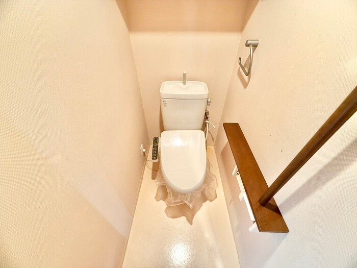 物件内観写真15　(トイレ)