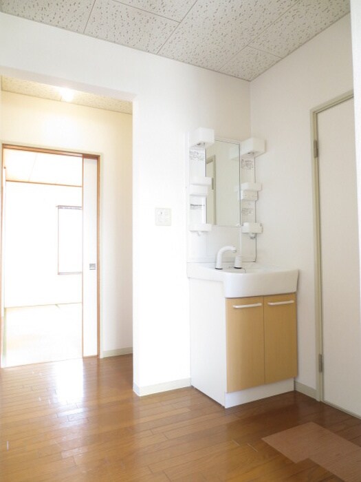 物件内観写真8　(洗面)