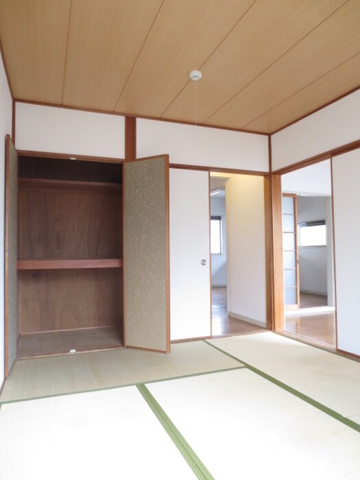 物件内観写真16　(居室)