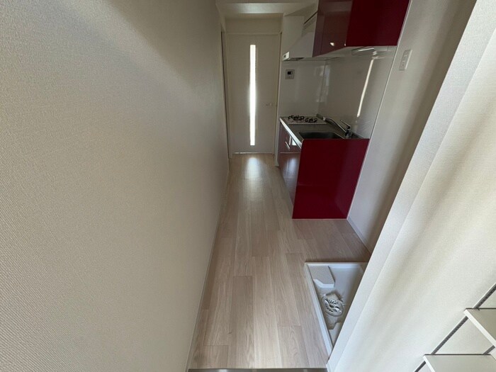 物件内観写真16　(廊下)