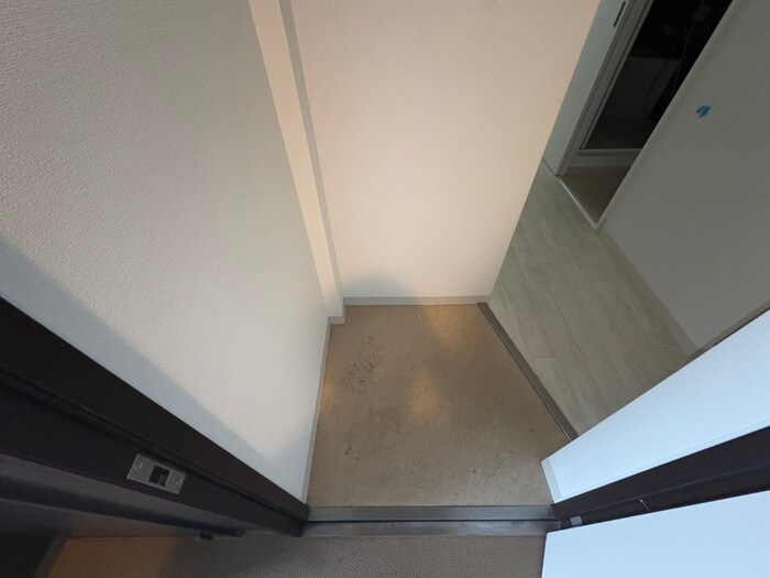 物件内観写真17　(玄関)