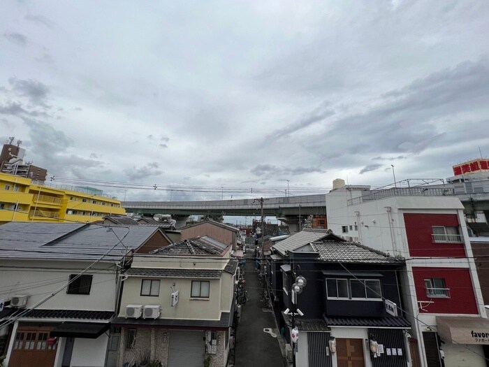 物件内観写真22　(室内からの展望)