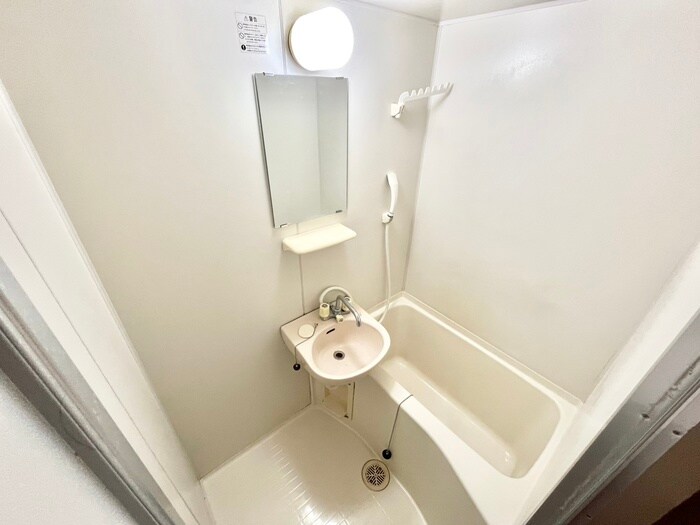 物件内観写真12　(バス／シャワールーム等)