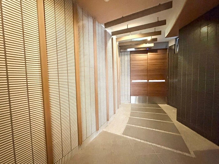 物件外観写真4　(同型モデル)