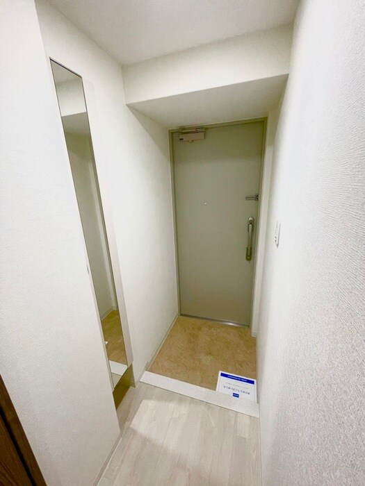 物件内観写真17　(玄関)
