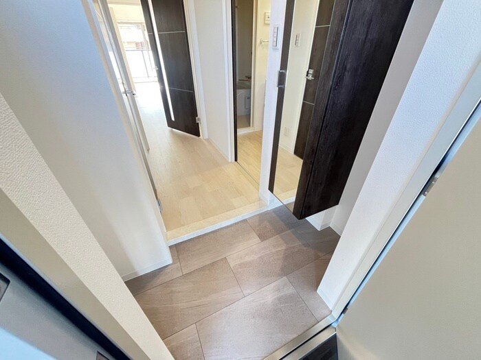 物件内観写真20　(玄関)