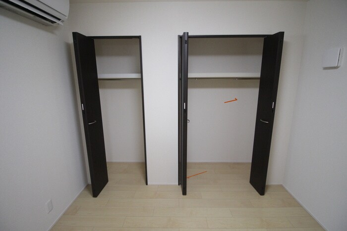 物件内観写真13　(収納)