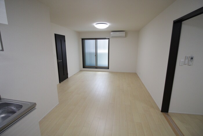 物件内観写真18　(居室)