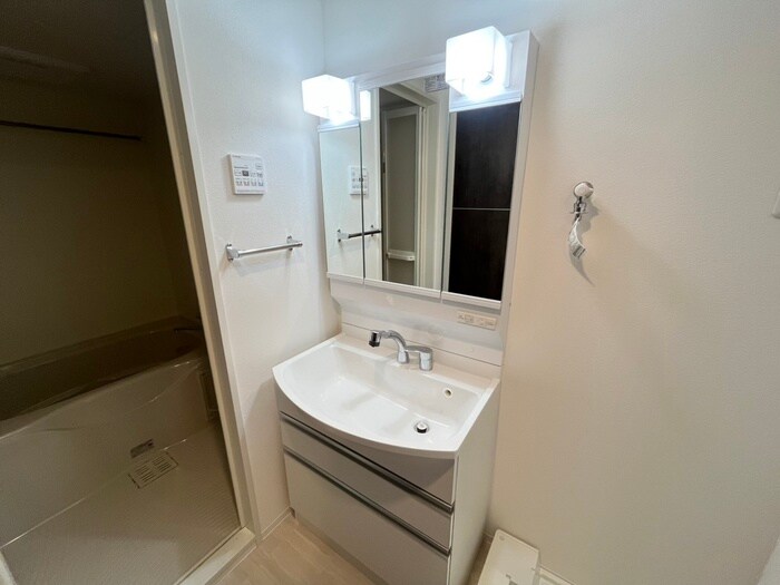 物件内観写真10　(洗面)