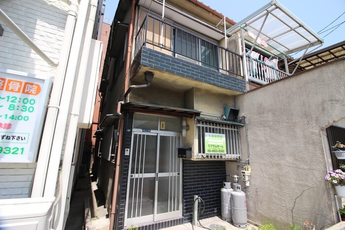 物件外観写真2　(外観写真)